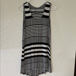 Striped Black and White Sleeveless Top